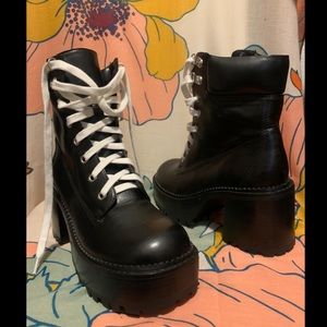 Current Mood Take a Hike Chunky Boots, combat boots, womens size 8